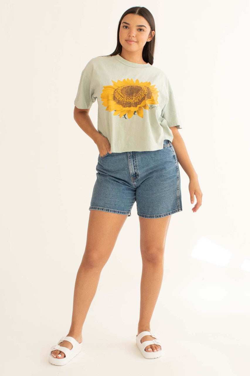 Cropped Sunflower Vintage T-Shirt (Single Stitch)
