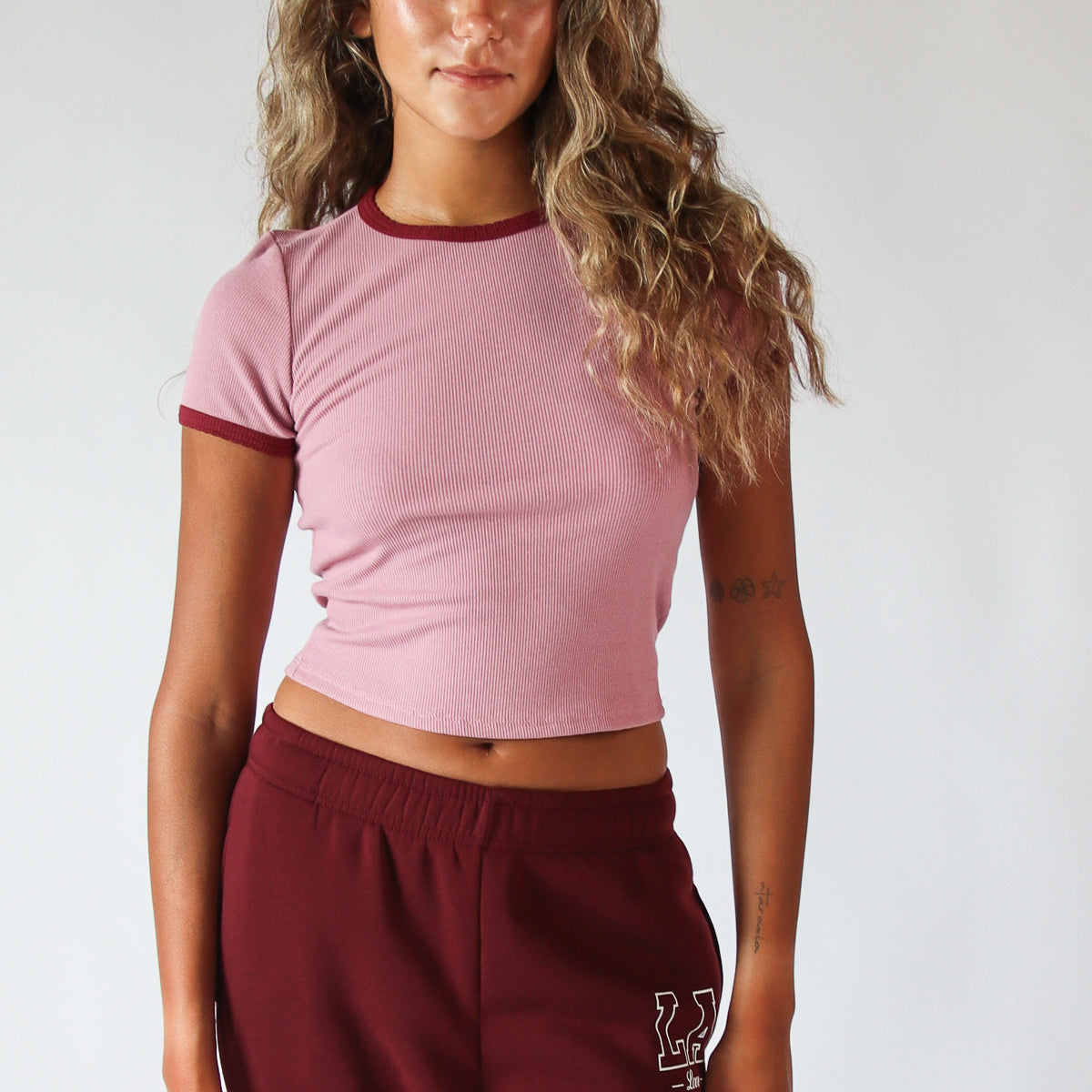 Scallop Edge Contrast Ringer Tee – Ragstock