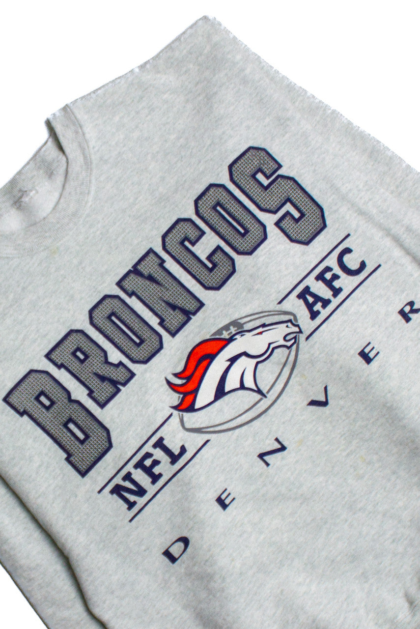 Vintage Denver Broncos Sweatshirt (1990s) 4