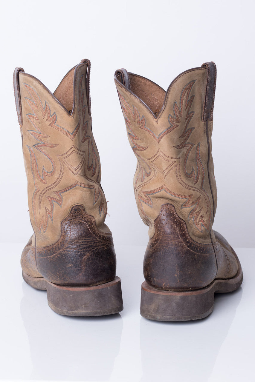Brown Leather Ariat Vintage Cowboy Boots (10.5 EE)
