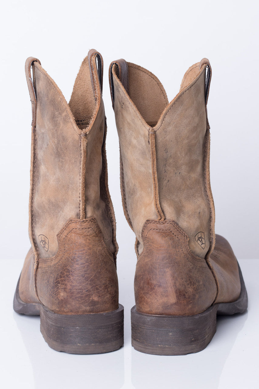 Stitched Ariat Vintage Cowboy Boots (10D)
