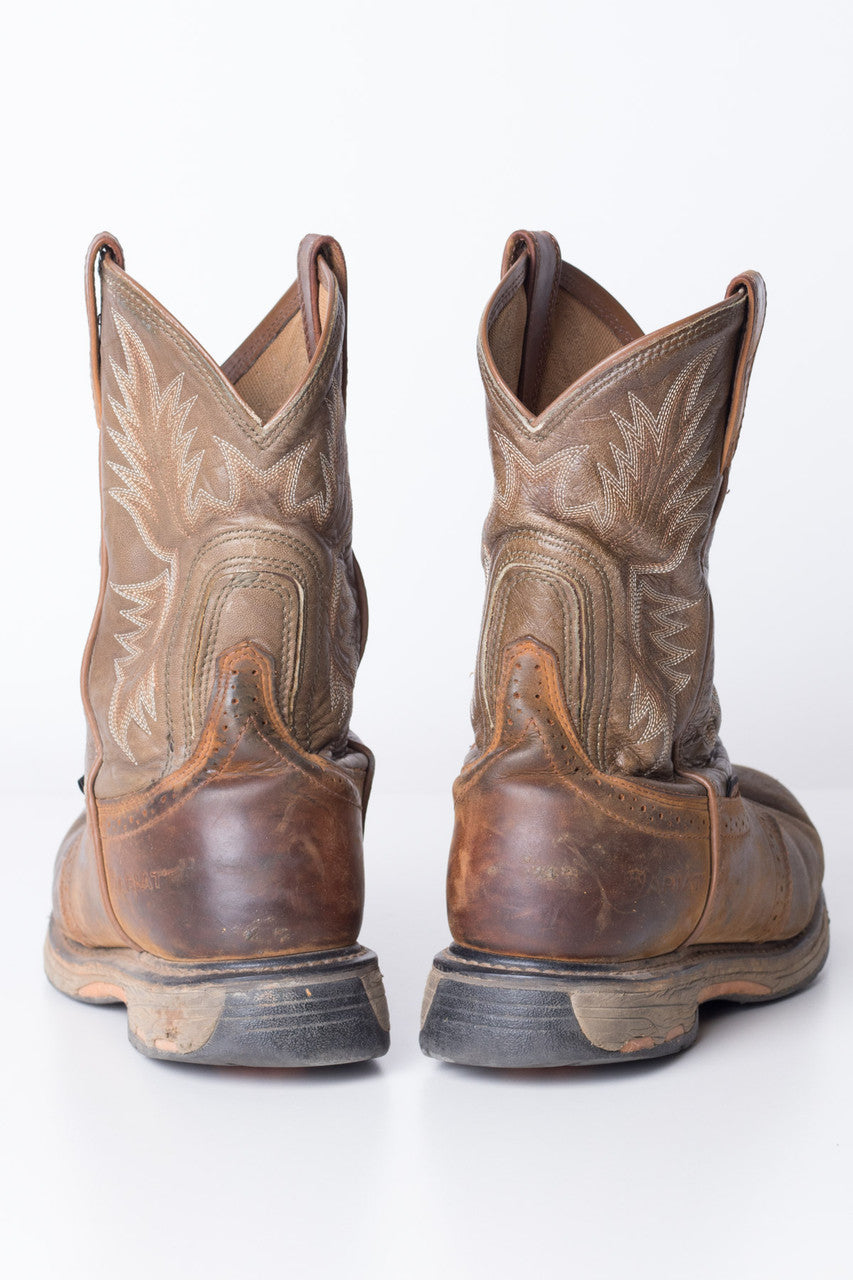 Brown Ariat Round Toe Cowboy Boots (11.5D)