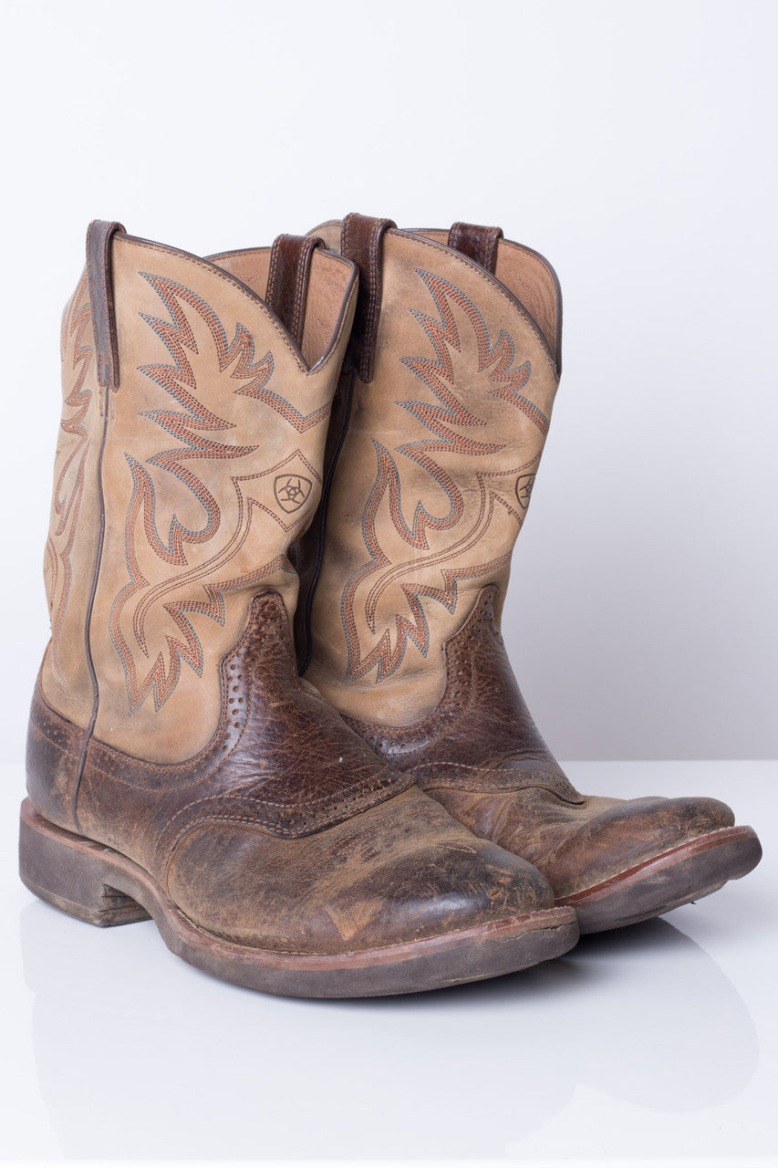 Brown Leather Ariat Vintage Cowboy Boots (10.5 EE)