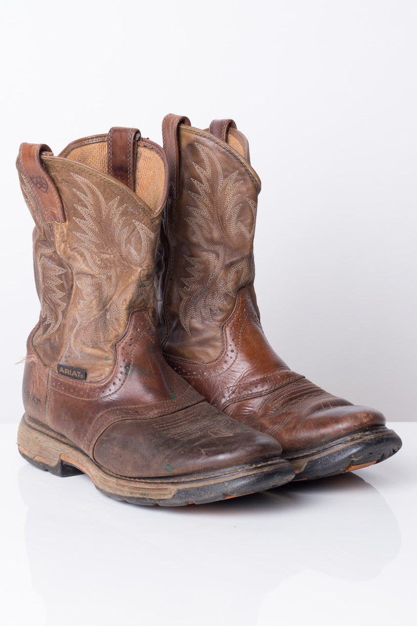 Brown Ariat Boots (11D)