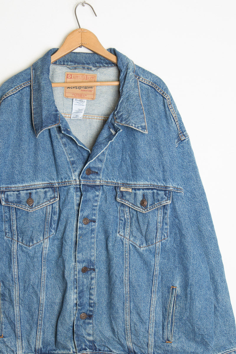 Vintage Denim Jacket 75