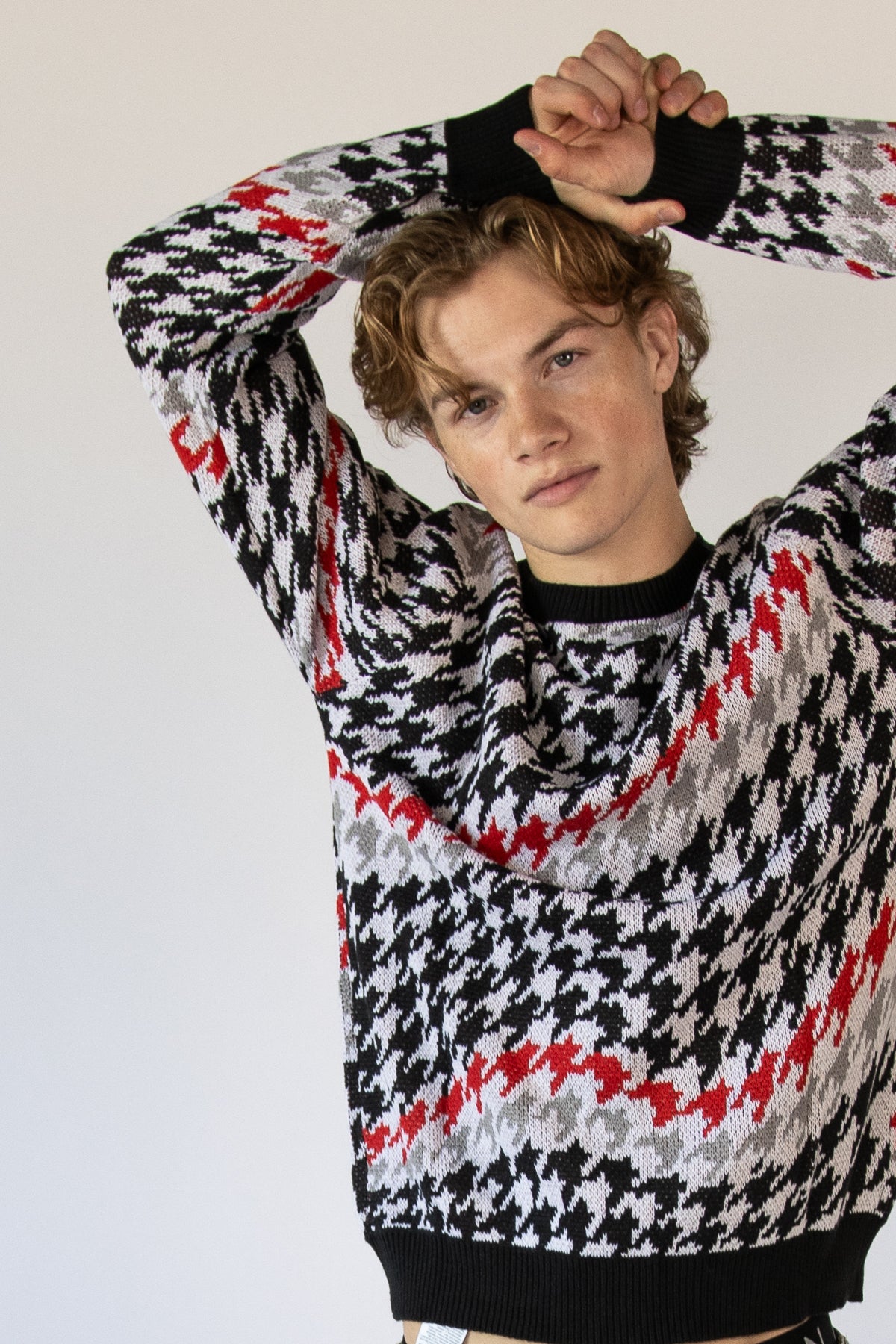 Wavy Houndstooth Sweater
