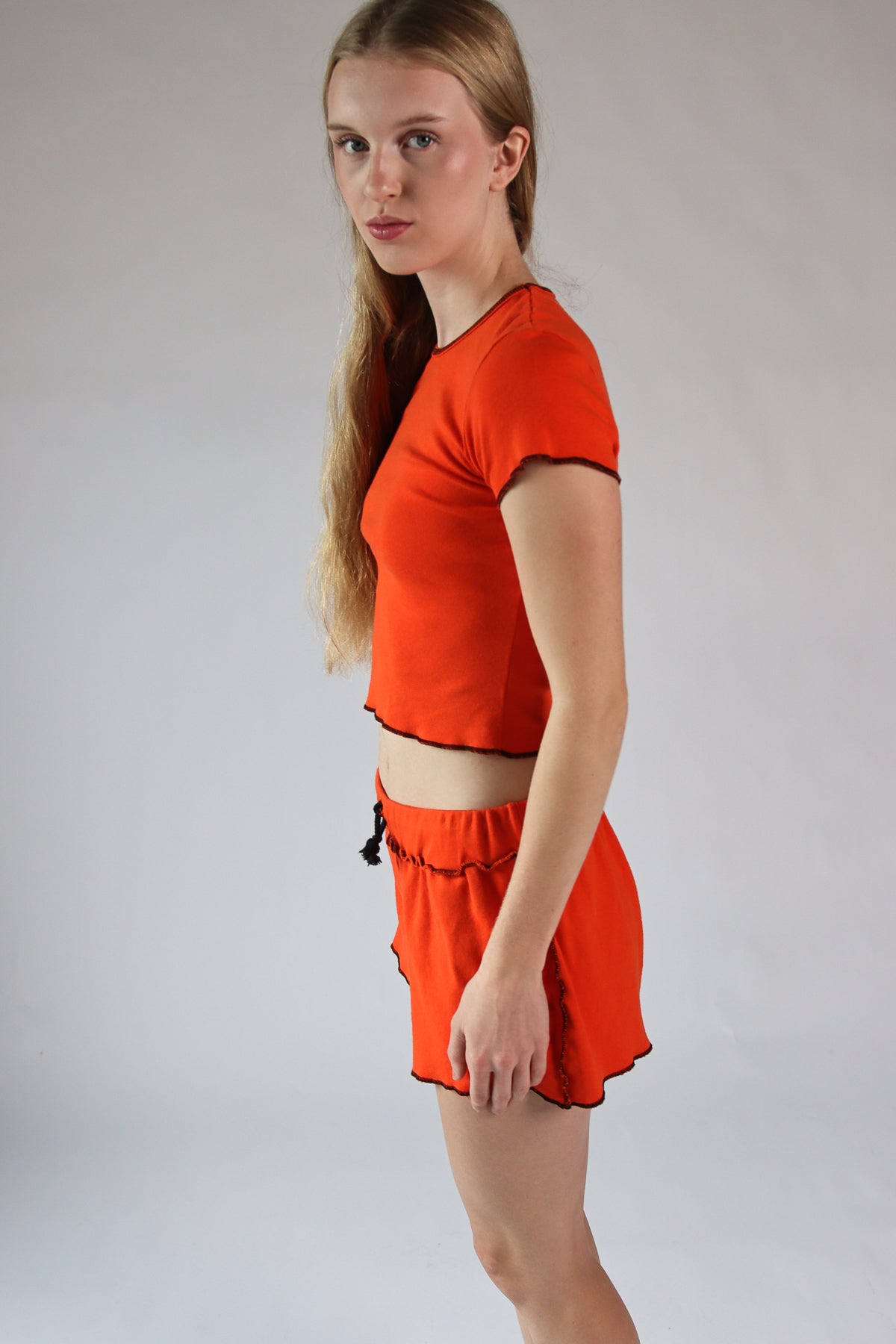 Vintage Y2K Deadstock Contrast Stitch Tee