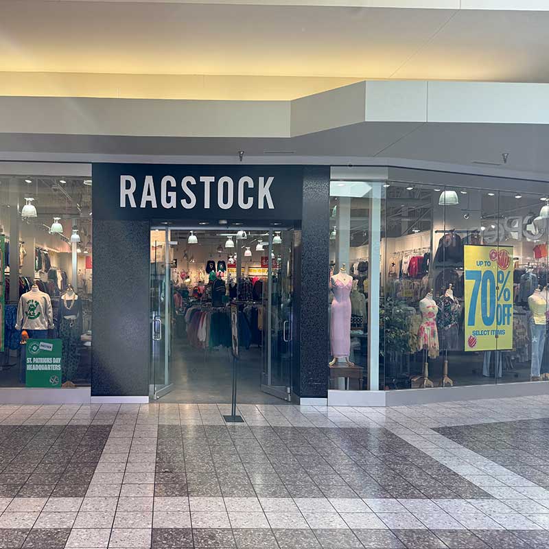 Appleton, WI Storefront in Fox River Mall
