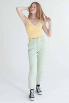 Banana Seamless Lace Trim Crop Cami