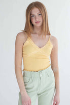 Banana Seamless Lace Trim Crop Cami