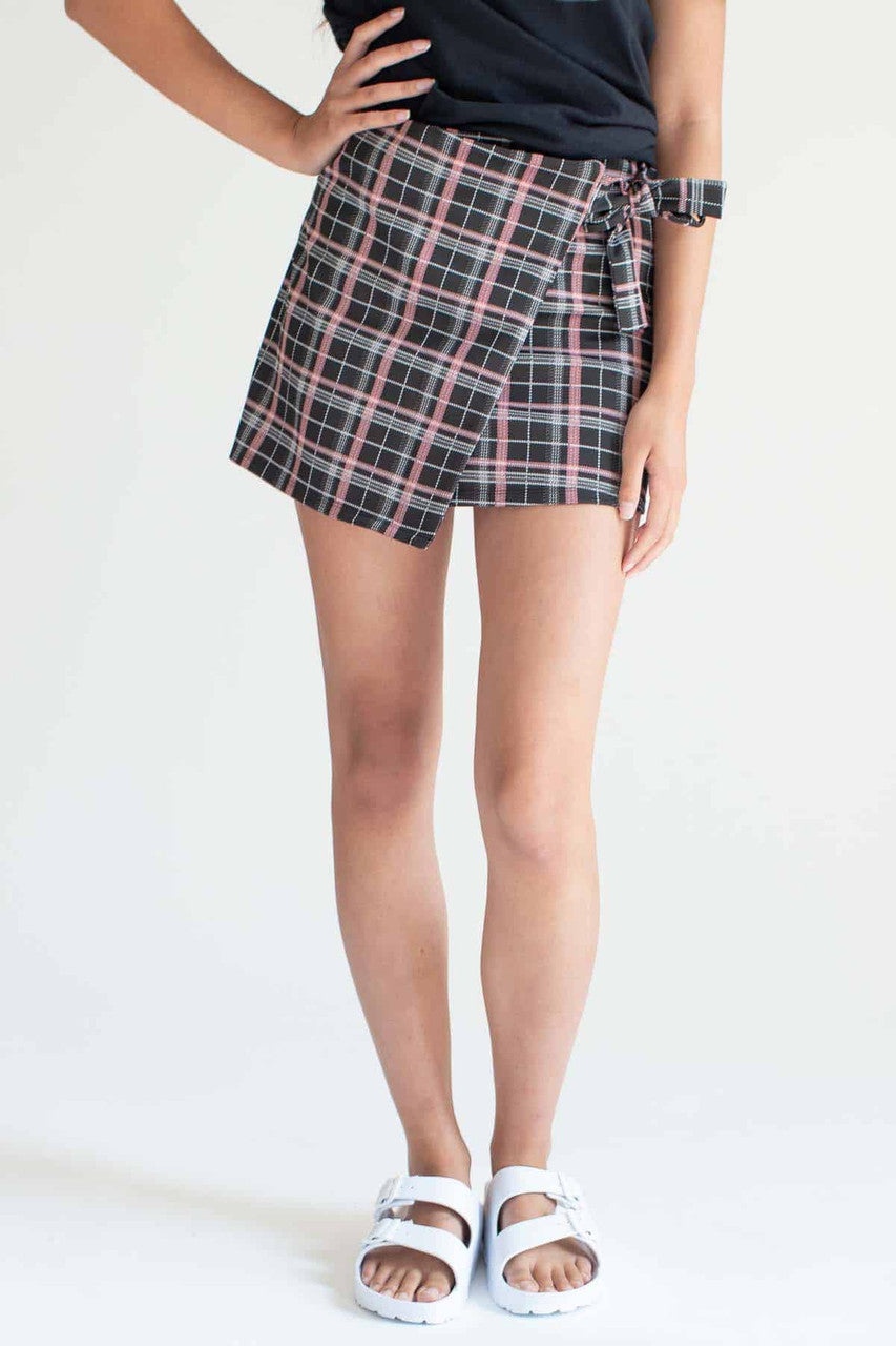 Black Plaid Tie Waist Skirt