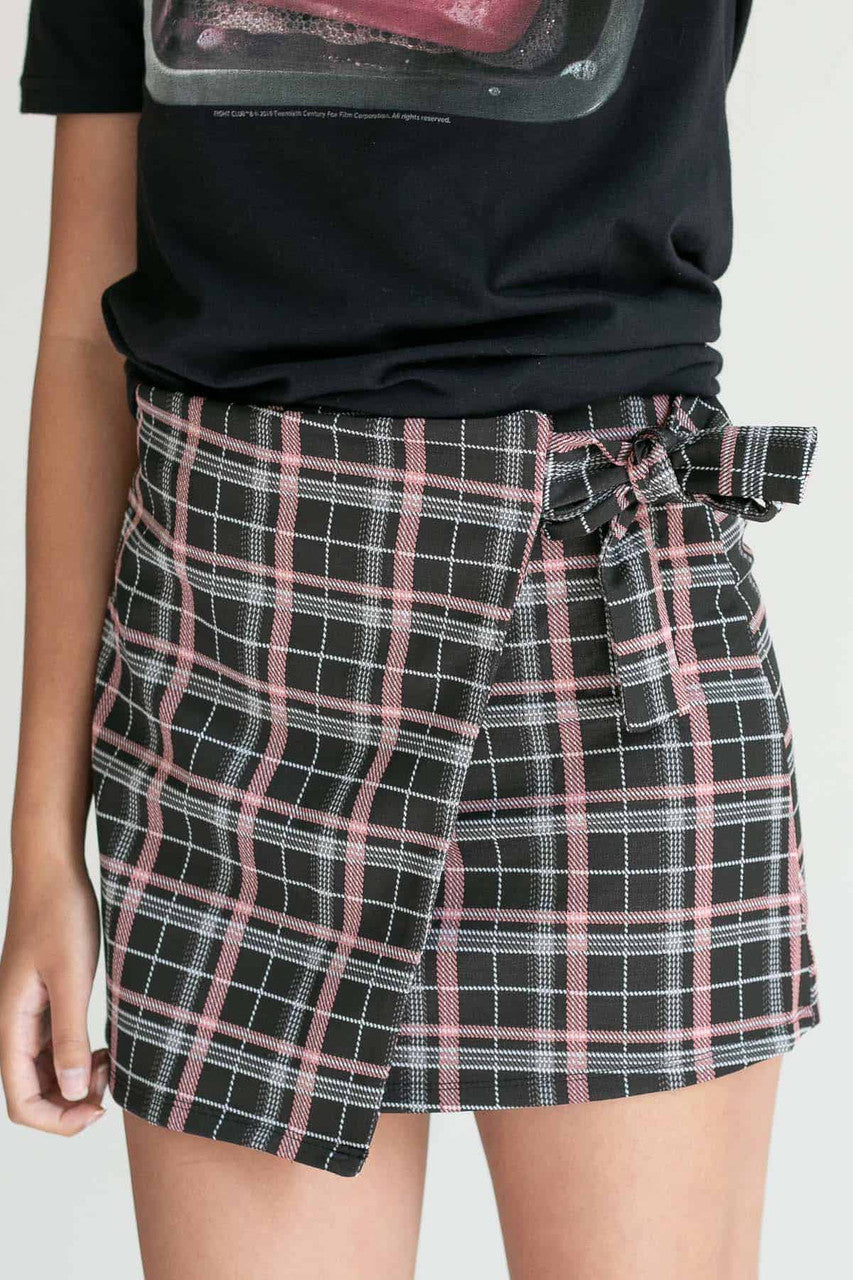 Black Plaid Tie Waist Skirt