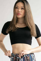 Black Ribbed Seamless Scoop Neck Crop Tee