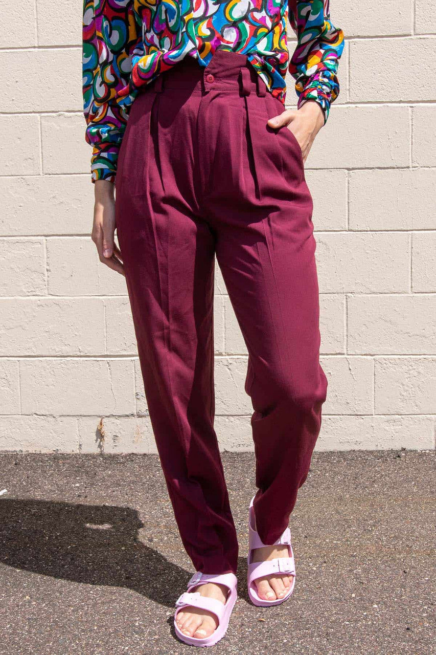 Burgundy Pleated Vintage Pants (sz. 5/6)