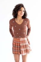 Cappuccino Floral Embroidered Seamless V-Neck Shirt