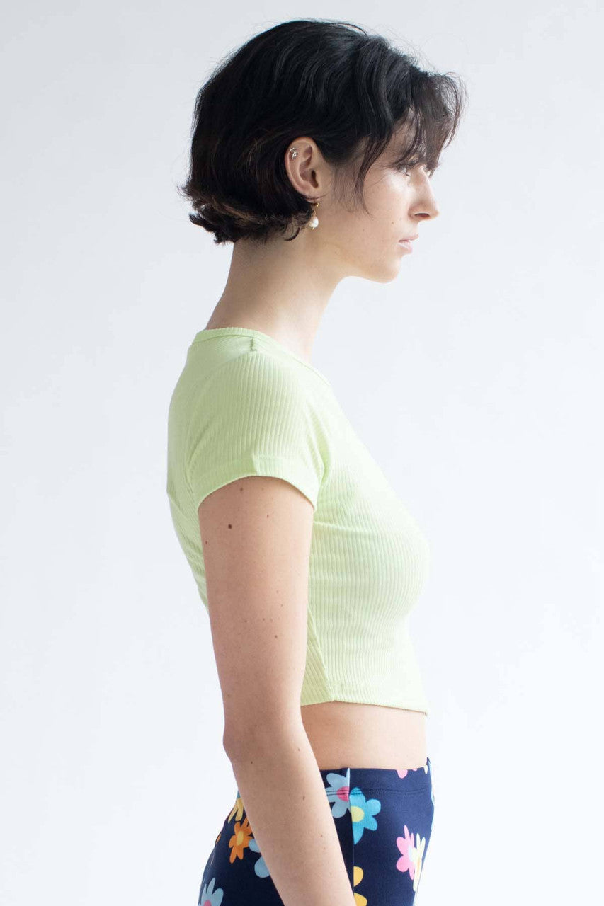 Daisy Embroidered Hanky Hem Tee