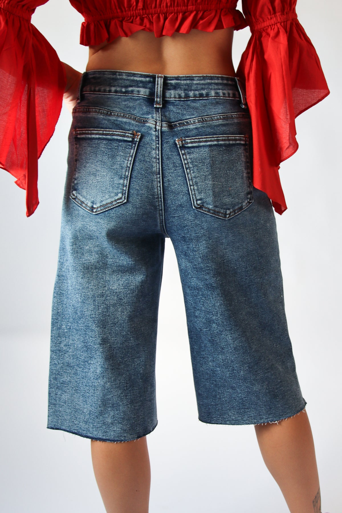 Distressed Long Jorts Dark