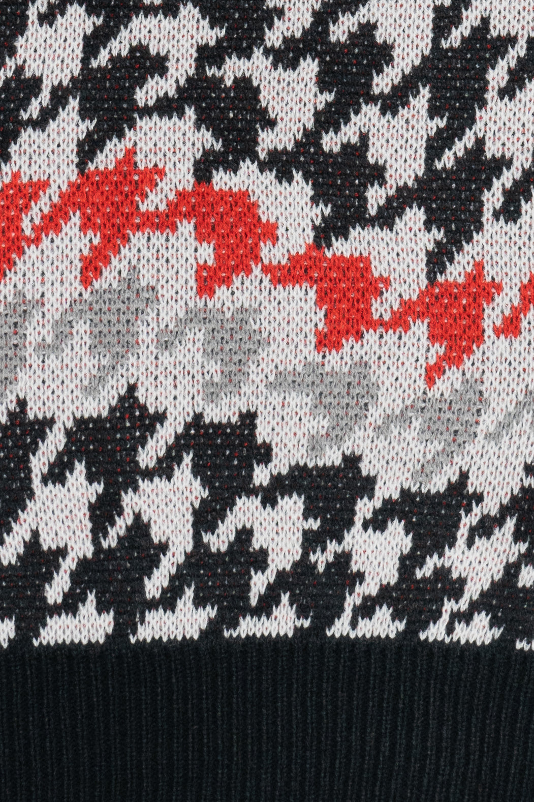 Wavy Houndstooth Sweater