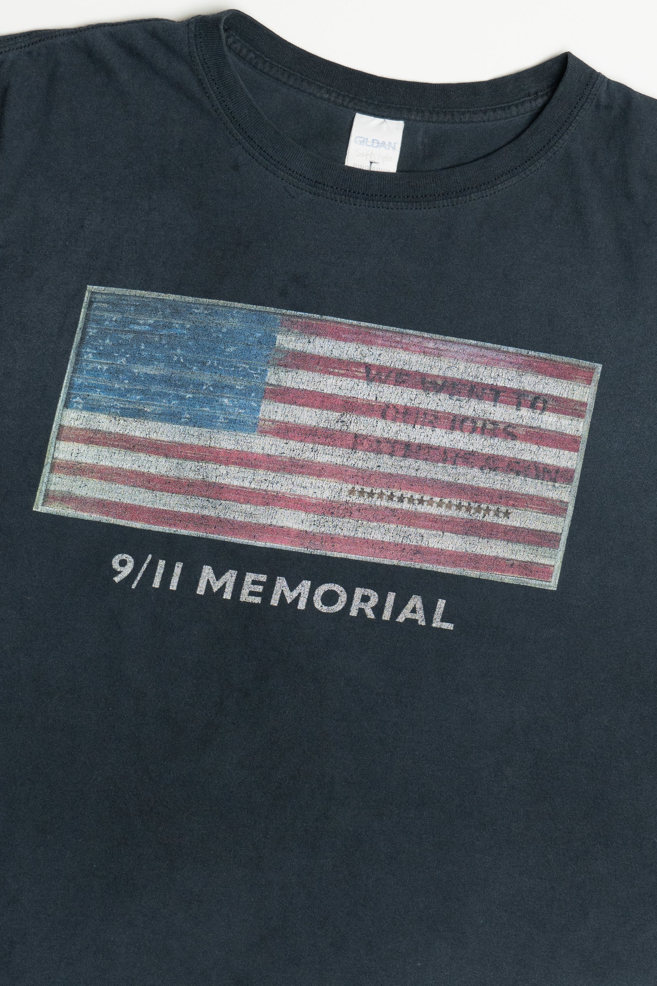 Vintage "9/11 Memorial" Faded Distressed T-Shirt (2000s)