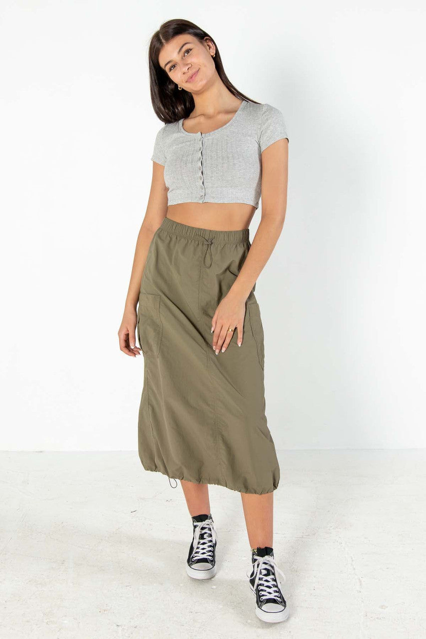 Gray Button Down Crop Tee – Ragstock