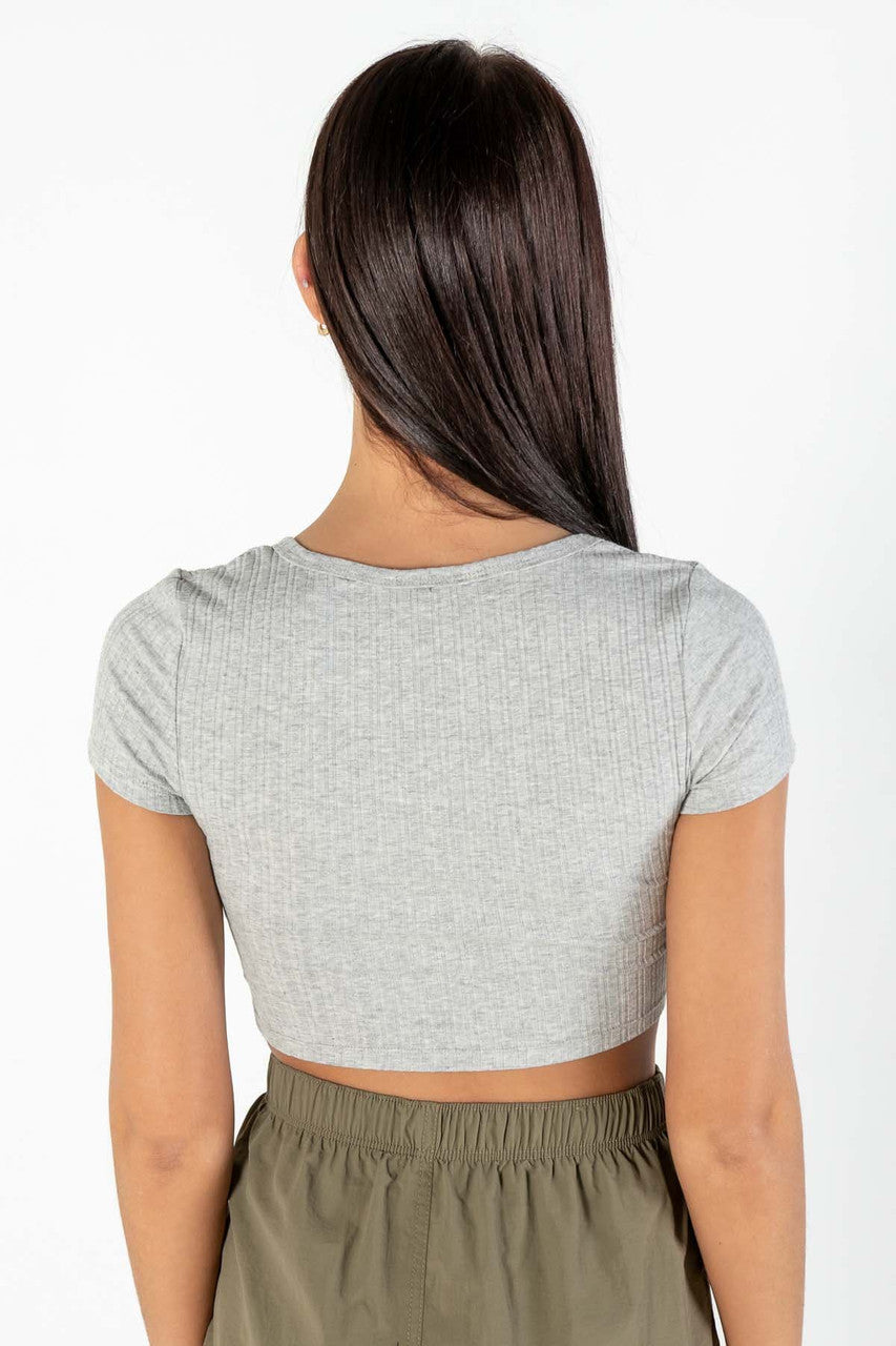 Gray Button Down Crop Tee – Ragstock