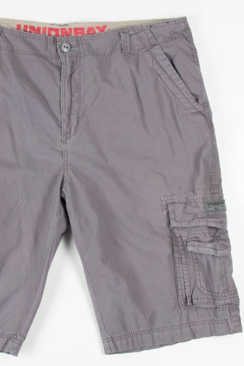 新品 THEREDTHREAD S shaggy shorts　gray S Men's Cargo Shorts 298 (sz. 40) – Ragstock