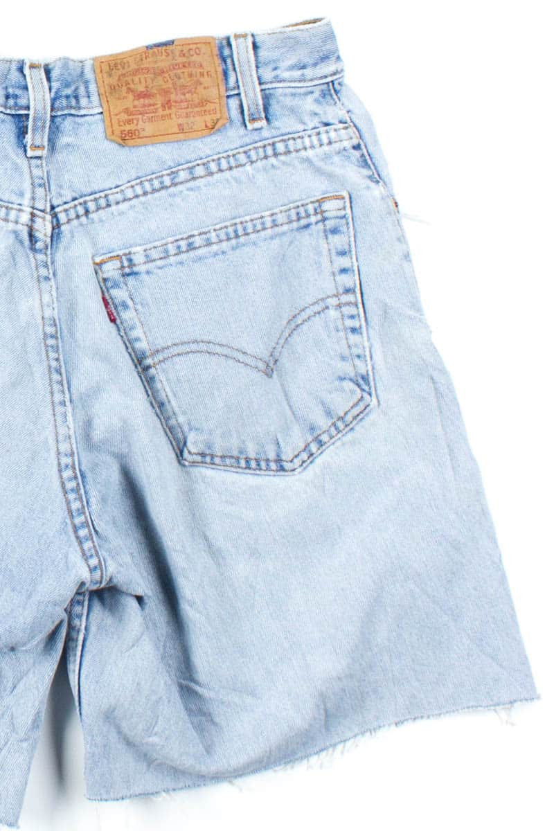 Vintage Distressed Levi's Denim Shorts (sz. 32)