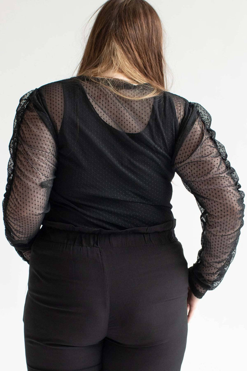Mesh Dot Ruched Sleeve Top (Extended Sizes)