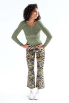 Olive Peace Embroidered Seamless Shirt