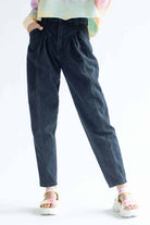 Pleated Front Vintage Lee Jeans (sz. 9)