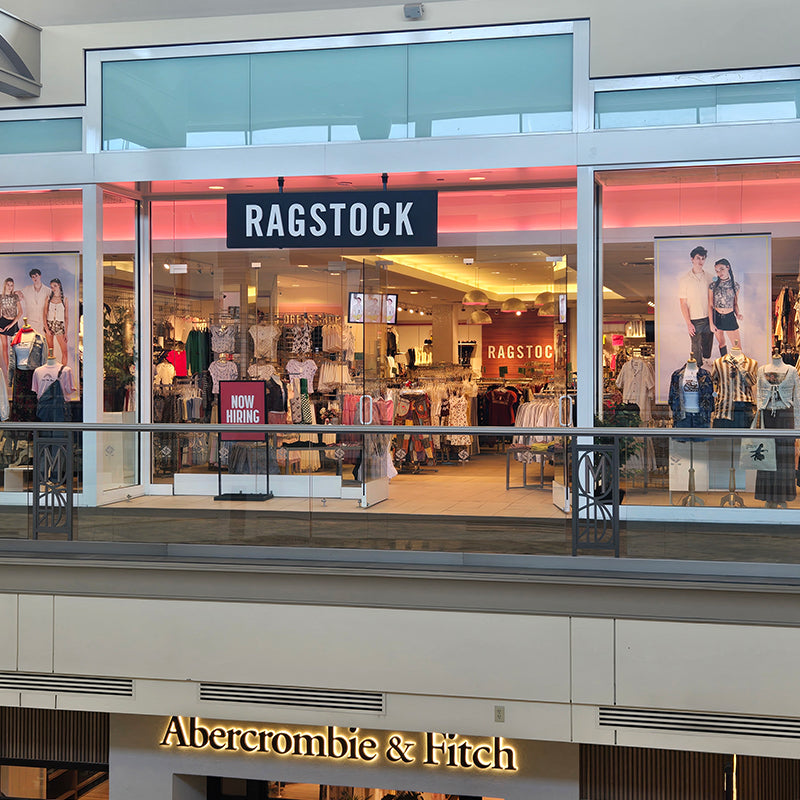 mayfair mall wauwatosa ragstock storefront