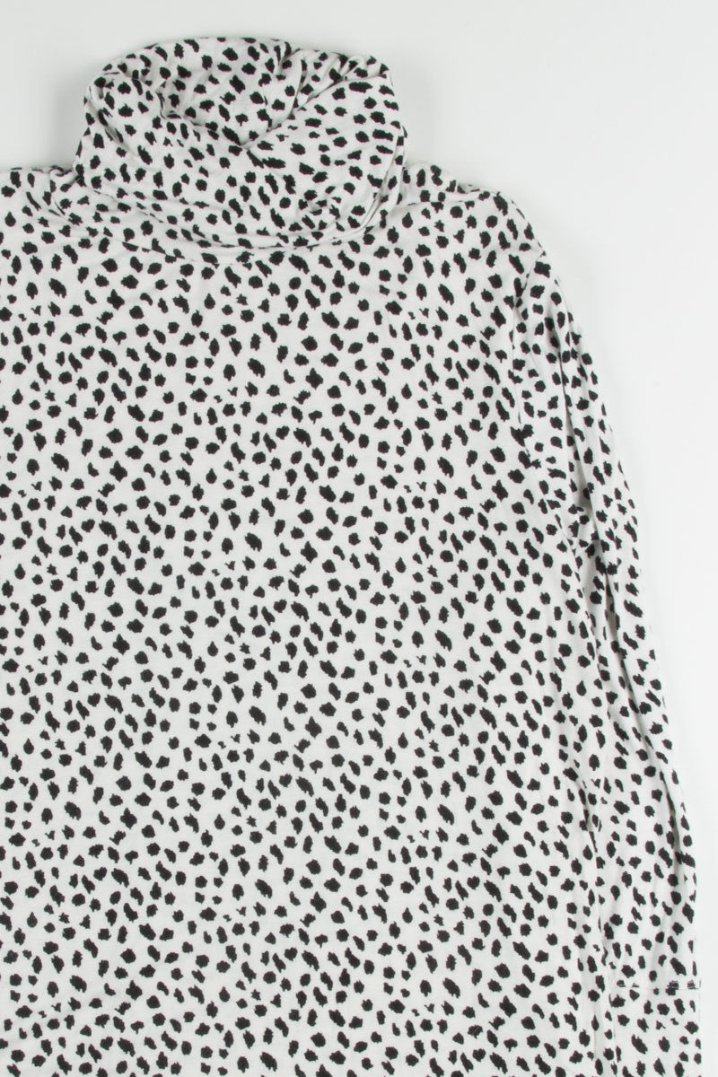 White Leopard Turtleneck