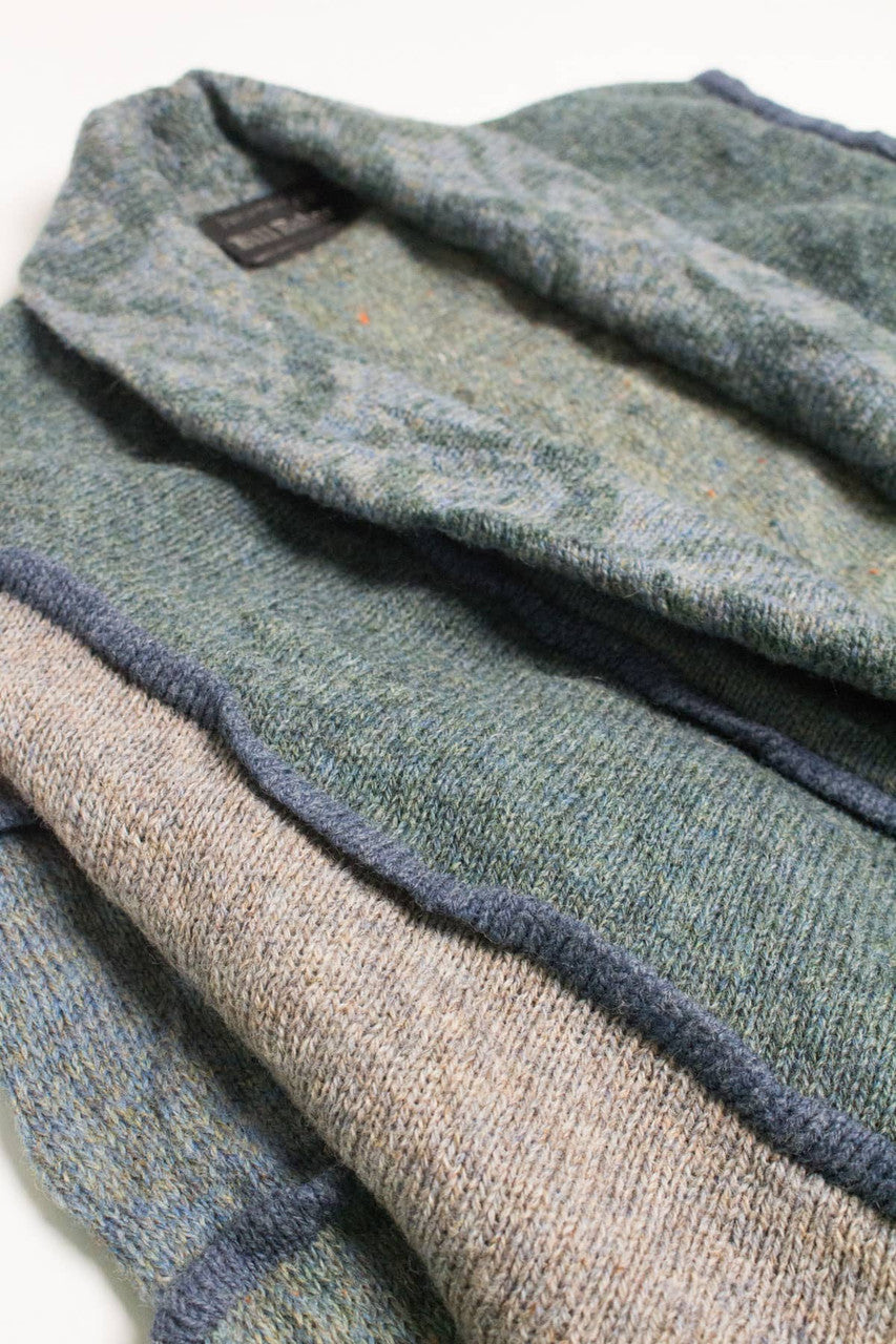 Vintage 80s Scottish Cardigan 3640