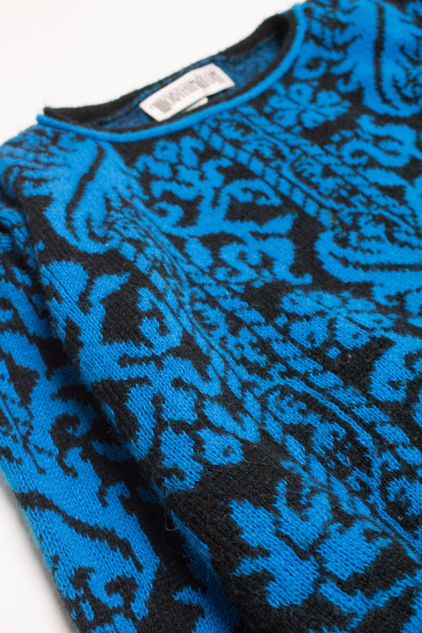 Black & Blue 80s Sweater 3709