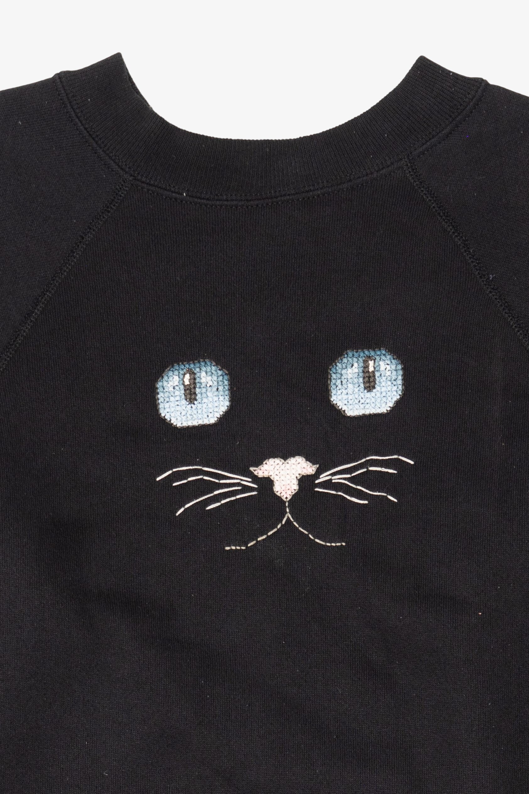 Vintage Pixel Stitch Embroidery Cat Face Raglan Sweatshirt (1990s)