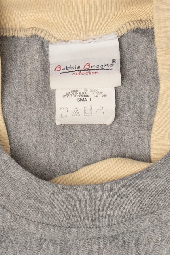 Vintage Gray Embroidered Kitten And Flowers Sweatshirt (1990s)