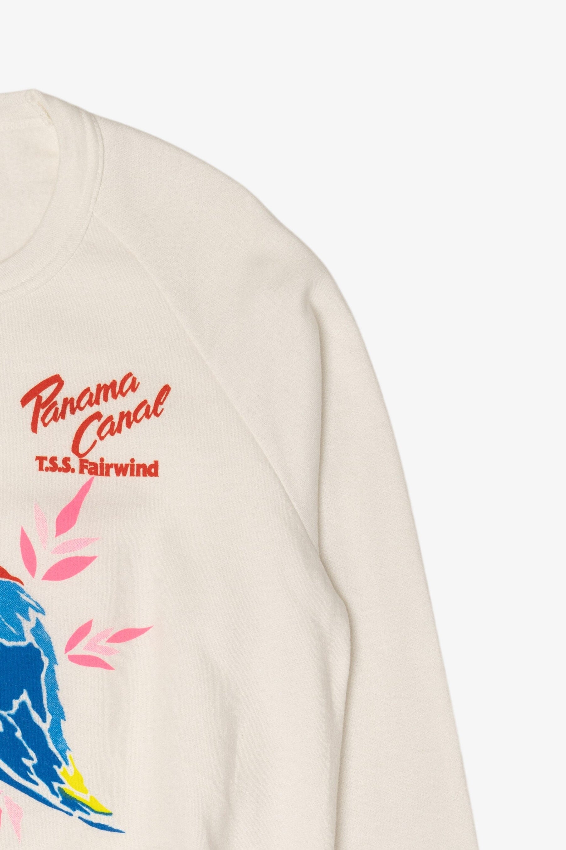 Vintage Panama Canal T.S.S Fairwind Parrot Raglan Sweatshirt (1990s)