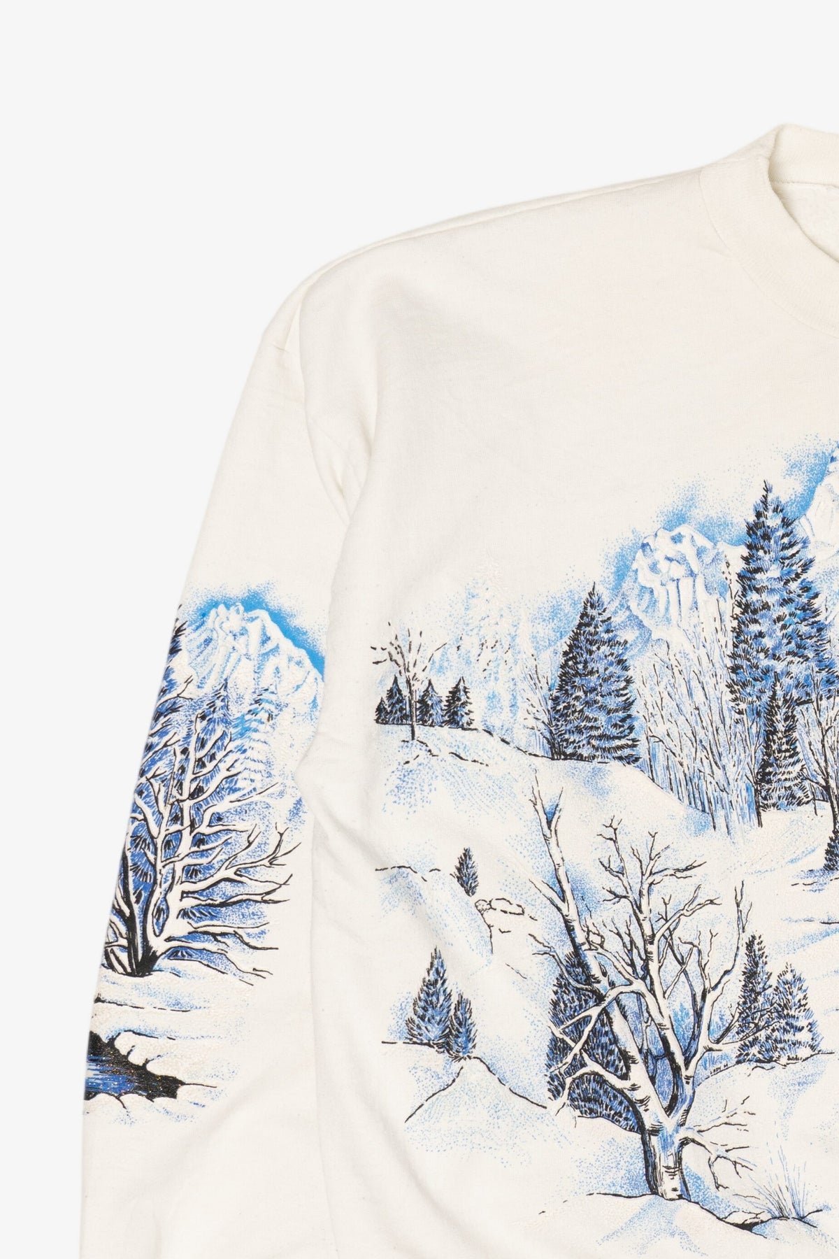 Vintage Embossed Winter Cabin Landscape Sweatshirt (1980s)