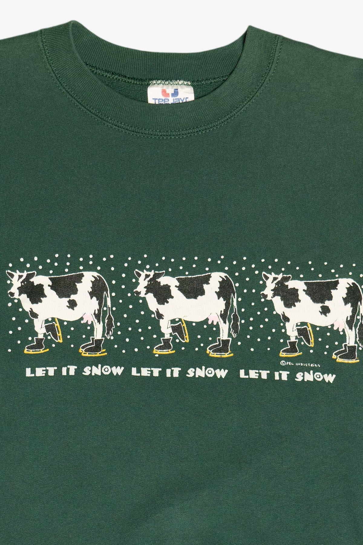 Vintage "Let It Snow Let It Snow Let It Snow" Cows In Winter Boots Sweatshirt (1990s)