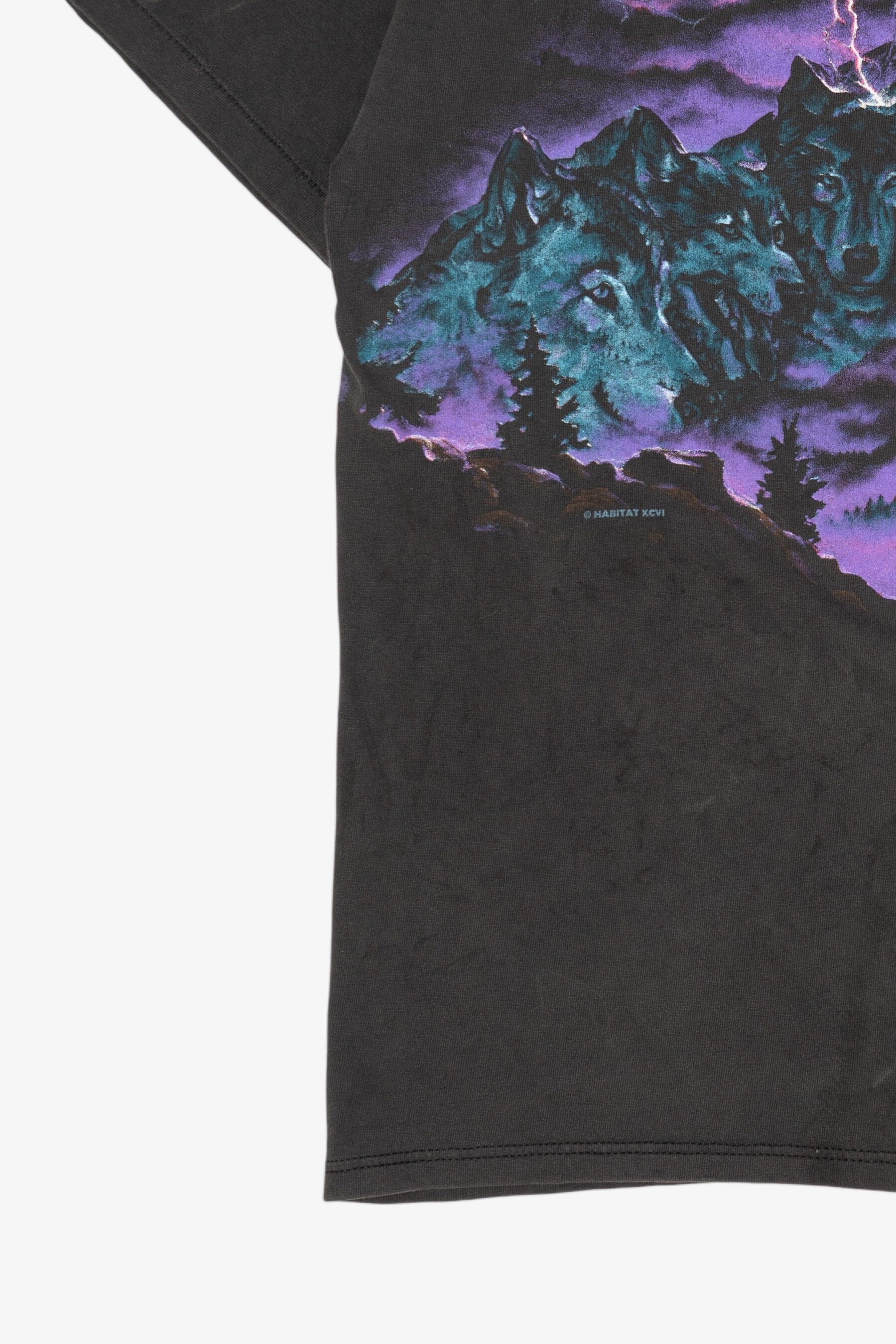 Vintage Wolves Mountain Lightning Wrap Around T-Shirt (1990s)