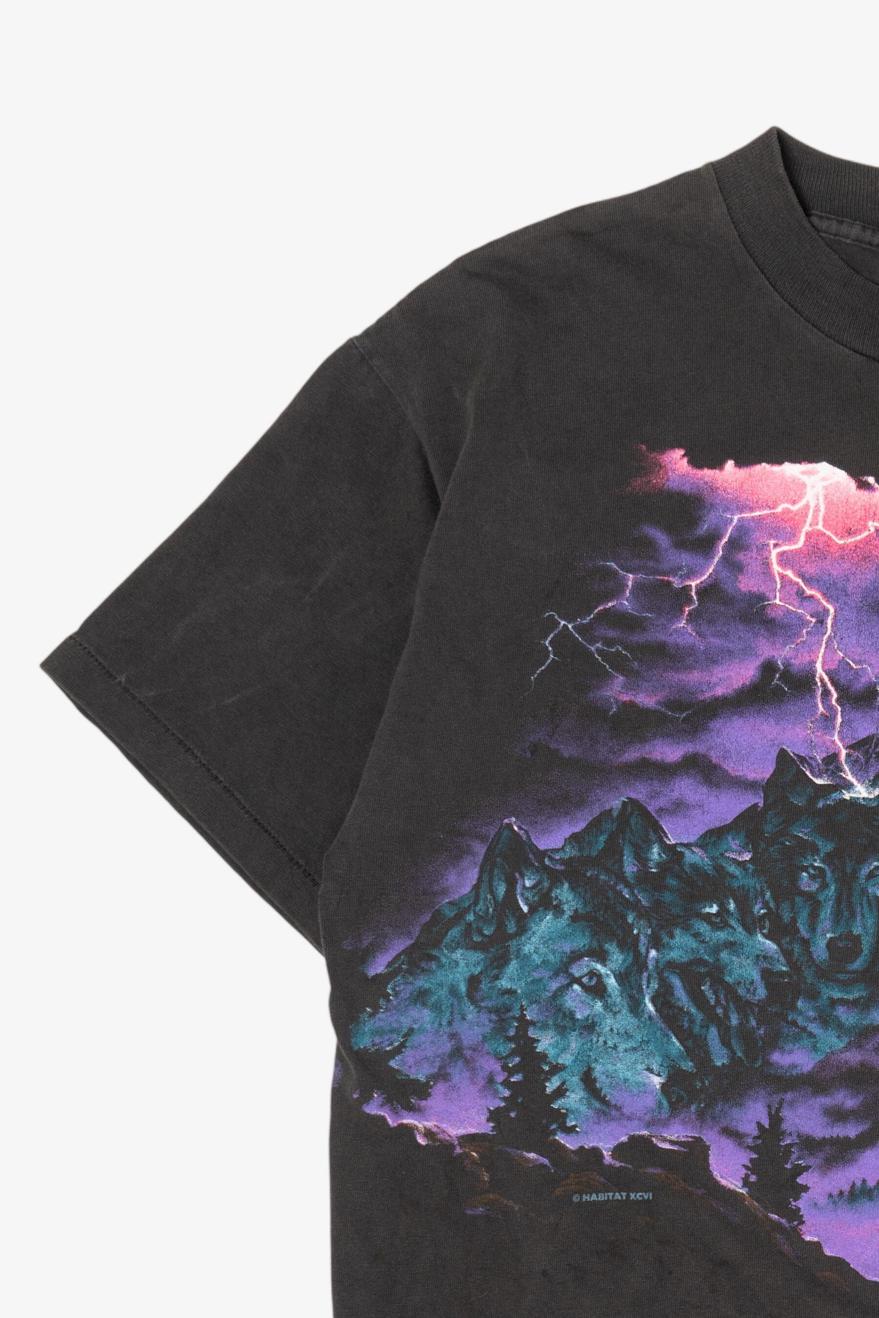 Vintage Wolves Mountain Lightning Wrap Around T-Shirt (1990s)