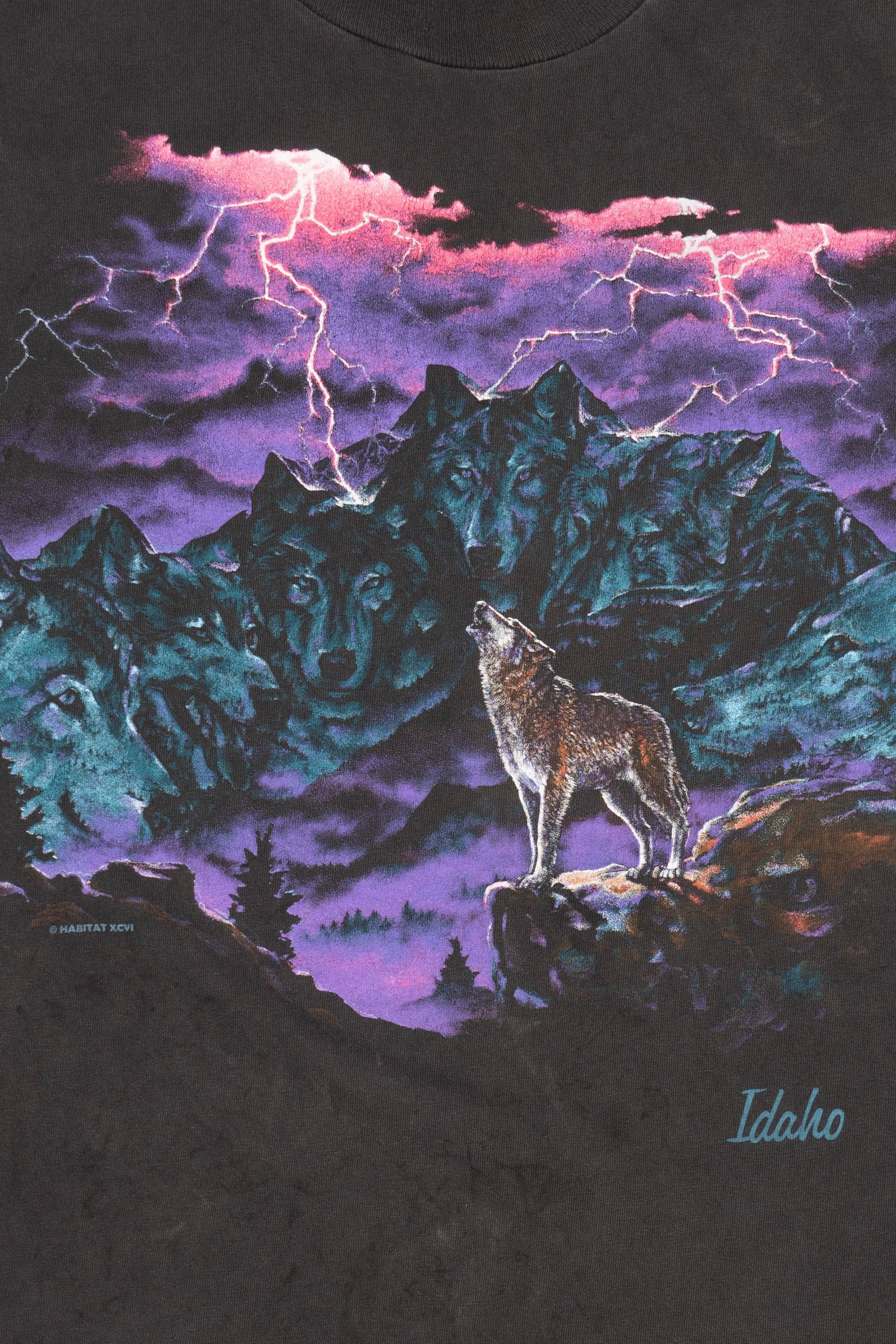 Vintage Wolves Mountain Lightning Wrap Around T-Shirt (1990s)