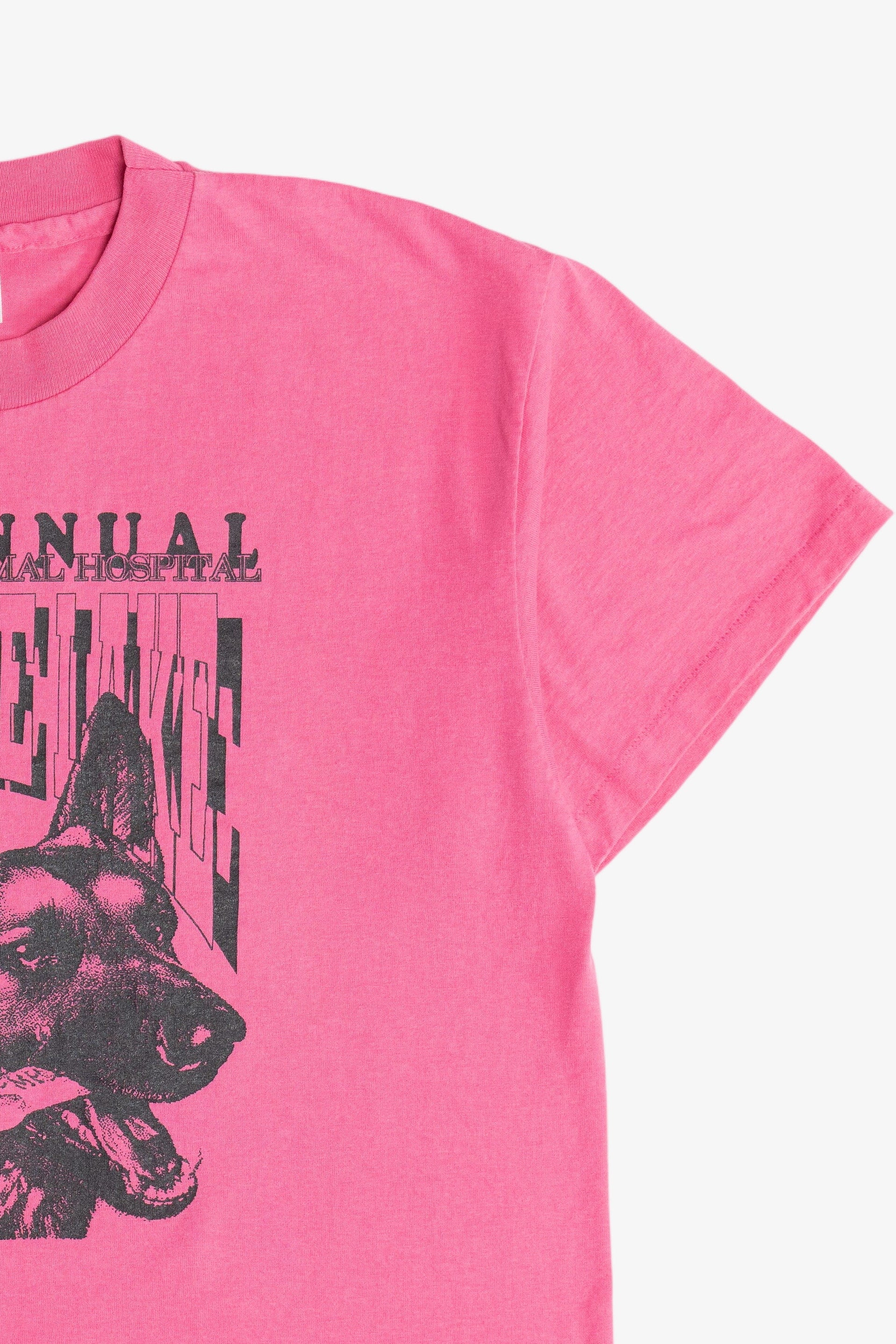 Vintage "Dog Days" Mendocino Animal Hospital "Day At The Lake" 1992 T-Shirt (1990s)
