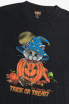 Vintage Distressed "Trick Or Treat?" Witchy Cat Halloween T-Shirt (1990s)
