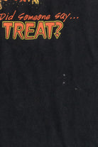 Vintage Distressed "Trick Or Treat?" Witchy Cat Halloween T-Shirt (1990s)