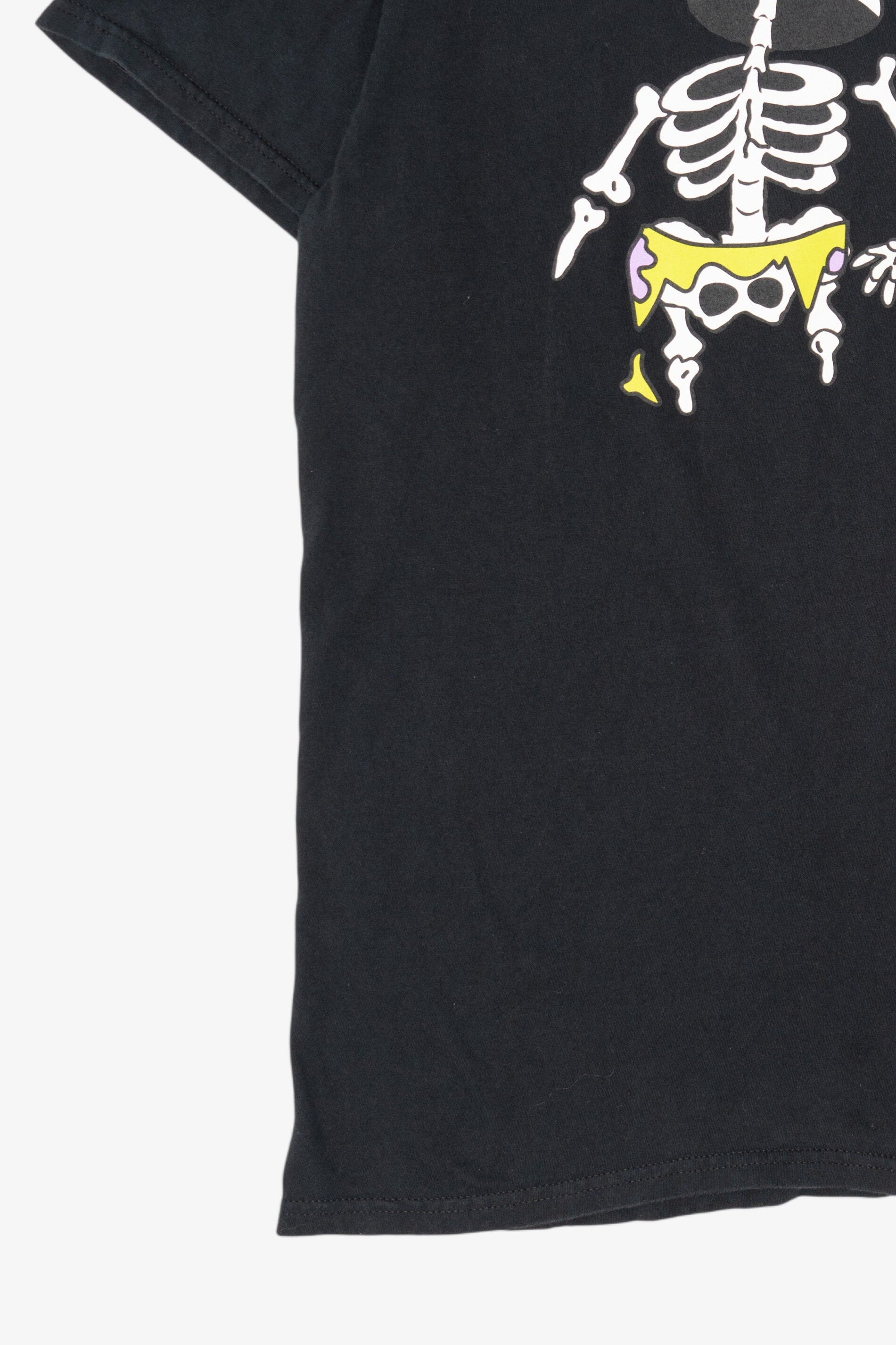 Spongebob Squarepants And Patrick Skeletons T-Shirt (2020s)