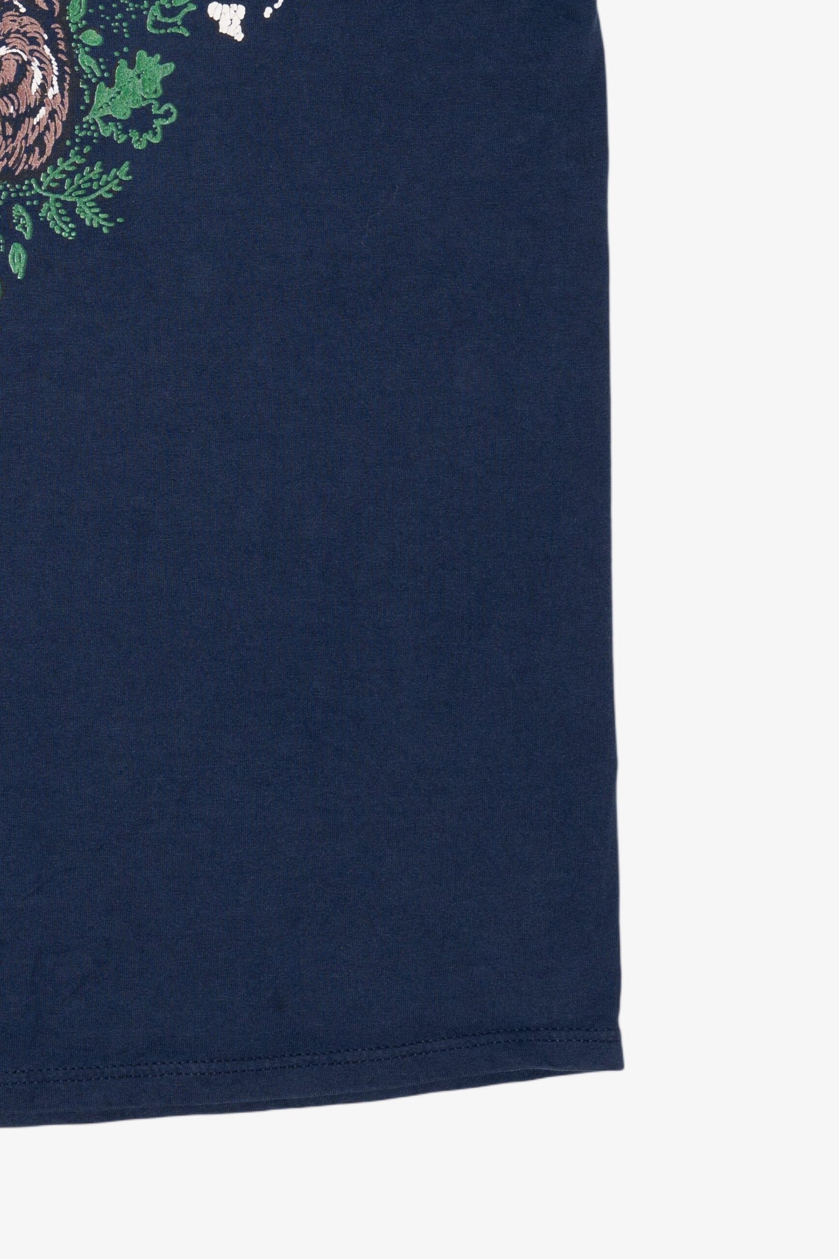 Vintage Navy Blue Wolf And Bears T-Shirt (1990s)
