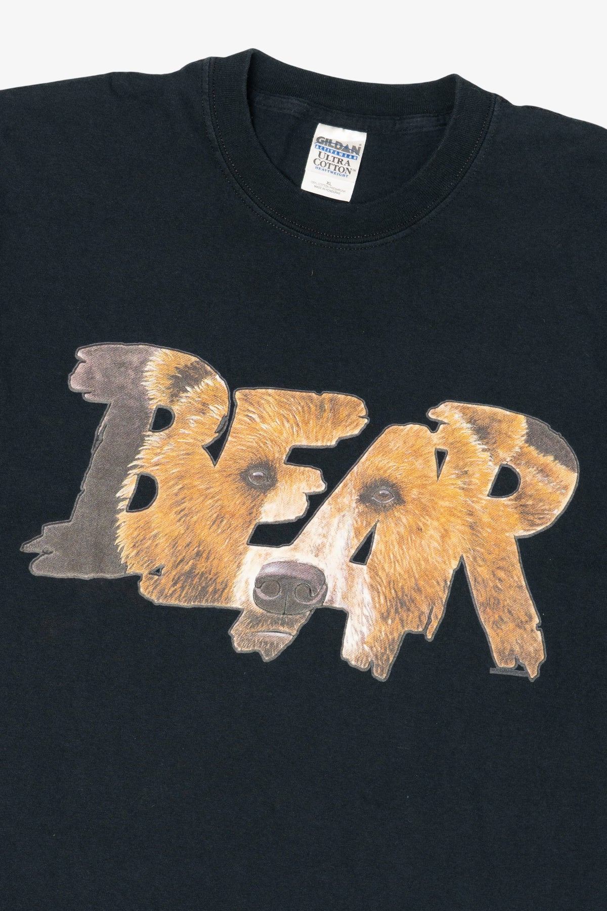 Vintage "Bear" Black Gildan T-Shirt (2000s)