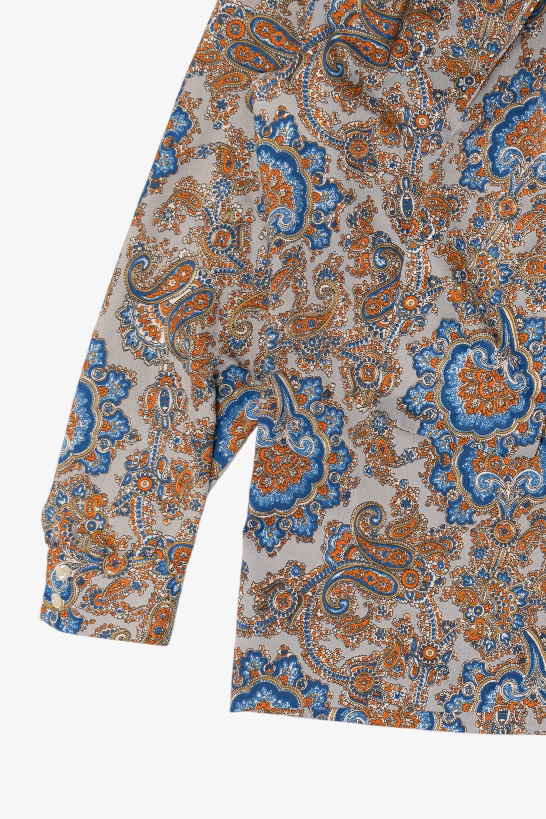 Vintage Queen Casuals Paisley Pattern Pussycat Bow Blouse (1970s)