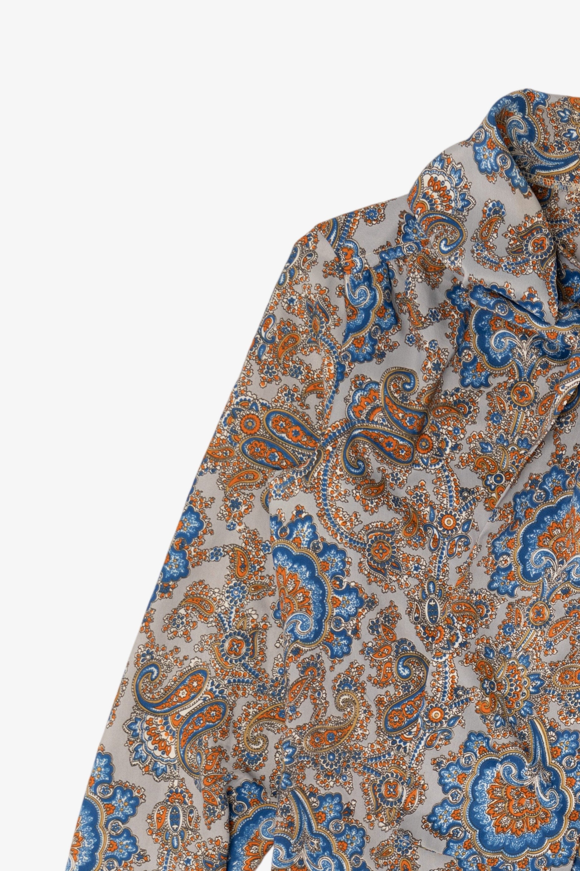 Vintage Queen Casuals Paisley Pattern Pussycat Bow Blouse (1970s)
